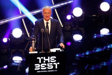 Didier Deschamps, técnico de la selección francesa, ganó el premio al mejor  entrenador.