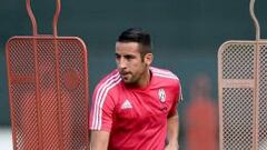 Juventus quiere vender a Isla y frena su salida a Sevilla