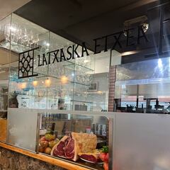 Latxaska Etxea, la mejor gastronomía vasca con toques mediterráneos a orillas del Matadero