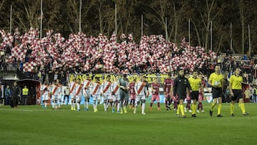 Apelación suspende cautelarmente las sanciones al Rayo por los insultos a Zozulia