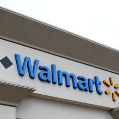How much money does Walmart make in a day?