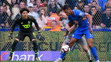 Guillermo Ochoa jugó de titular y fue dactor para que su equipo colgará el cero y terminar en la tercera plaza.