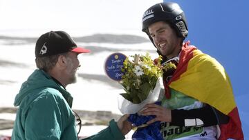 Lucas Eguibar, en el podio junto al rey Felipe VI.