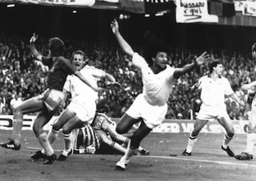 Tuvo lugar el 24 de mayo de 1989 en el Camp Nou de Barcelona. El Milan pas¨® por encima del conjunto rumano tras vencerle por 4-0 gracias a los goles de Gullit y Van Basten, ambos por partida doble.