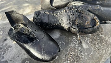 Emergen más de 400 zapatos del siglo XIX en una playa de Reino Unido sin explicación: “Seguro que hay muchas historias”
