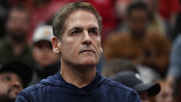 CHICAGO, ILLINOIS - DECEMBER 10: Mark Cuban of the Dallas Mavericks looks on during the game against the Chicago Bulls at United Center on December 10, 2022 in Chicago, Illinois. NOTE TO USER: User expressly acknowledges and agrees that, by downloading and or using this photograph, User is consenting to the terms and conditions of the Getty Images License Agreement.   Quinn Harris/Getty Images/AFP (Photo by Quinn Harris / GETTY IMAGES NORTH AMERICA / Getty Images via AFP)