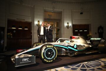 Modelo: INEOS - 2020  | Pilotos: Lewis Hamilton y Valtteri Bottas.