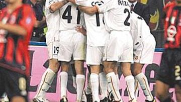 <b>TRIUNFO HISTÓRICO. </b>Los jugadores del Messina celebran uno de los goles frente al MIlán.