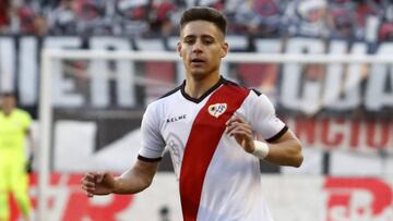 Álex Moreno, cerca del Betis.