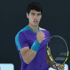 Alcaraz inicia con brillantez su historia en los Grand Slams