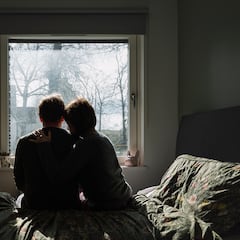 Un psicólogo señala los dos síntomas por los que “estás dando de más” en una relación