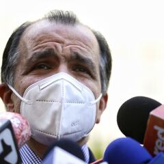 Quién es Óscar Iván Zuluaga, precandidato presidencial de Centro Democrático