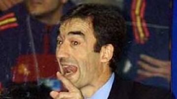 <B>TRASCENDENTAL DEBUT.</b> Con el triunfo ante los ucranianos, los de Javier Lozano encarrilan su participación en el Mundial, donde ya son claros favoritos al primer puesto del Grupo A.