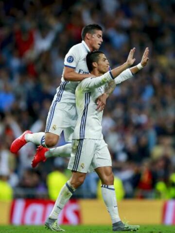 El 10 del Madrid puso el centro justo para el cabezazo de gol de Morata.