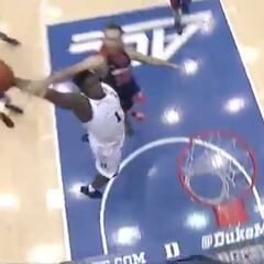 Zion Williamson oposita a lo más alto del draft 2019: derroche de fuerza para entrar y matar