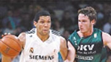 Hamilton, sustituto de Bennett.