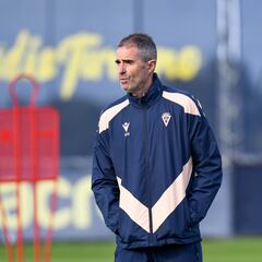 Gaizka Garitano: “El Almería es el mejor equipo de la categoría de largo”