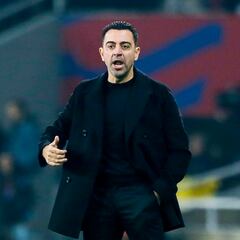 Barça under global press spotlight as they react to Xavi exit “bombshell”