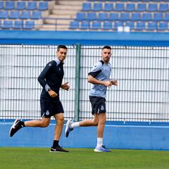 Esperando a Edu Expósito