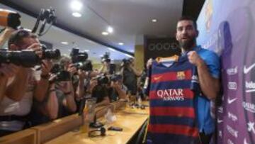 Arda Turan, el día de su presentación con el Barcelona.