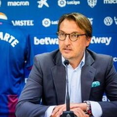 Catalán: "No descarto nada si la decisión del juez nos es contraria"