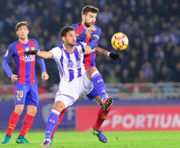 Willian José y Piqué.