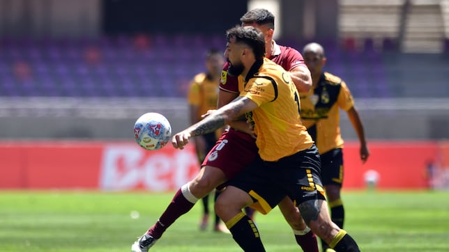 El clásico más polémico: gol anulado y una roja