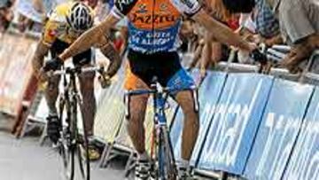 <b>ÚLTIMO CAMPEÓN.</B> Guillamón batió a Olano en Salamanca 2002.