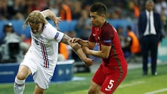 Dortmund sign Portugal full back Raphaël Guerreiro