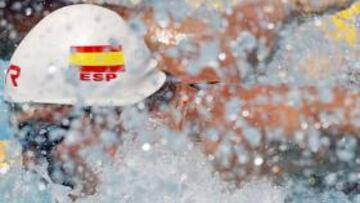 El nadador español Rafa Muñoz durante su serie de los 100 metros mariposa de los Mundiales de Roma.