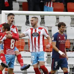 Peybernes firma ante el Huesca su partido perfecto