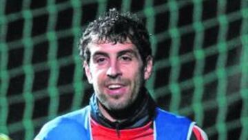 <b>RESIGNADO. </b>Trashorras acató con profesionalidad su suplencia.