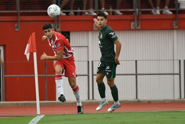 Jéremy Arévalo revienta al Almería para poner líder al Racing
