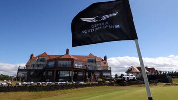 NORTH BERWICK, SCOTLAND - JULY 04: A view of the pin flag on the 18th green during a practice round prior to the Genesis Scottish Open at The Renaissance Club on July 04, 2022 in North Berwick, Scotland. (Photo by Luke Walker/Getty Images)