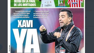 Xavi, centro de todas las miradas