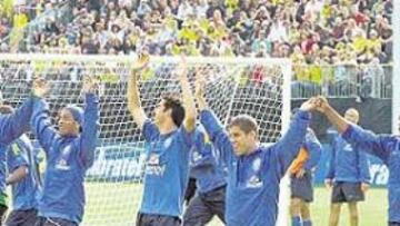 <b>FELIZ DESPEDIDA. </b>La canarinha al completo quiso despedirse así de Weggis, localidad que se ha volcado con los de Parreira.