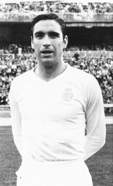 Marcos Alonso Imaz es el primero de una saga de grandes futbolistas. El lateral derecho c芍ntabro lleg車 al Real Madrid procedente del Racing de Santander en 1954. En el conjunto blanco estuvo durante diez a?os en los que conquist車 cuatro Ligas, adem芍s de cinco Copas de Europa, convirti谷ndose as赤 en uno de los jugadores madridistas m芍s laureados de su historia. Era el padre de Marcos Alonso (jugador del Atl谷tico de Madrid y Barcelona, entre otros) y abuelo de Marcos Alonso (actual jugador del Chelsea).