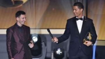 Messi y Cristiano, en una gala del Bal&oacute;n de Oro.