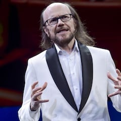 Llaman "borrego" a Santiago Segura tras vacunarse frente a la COVID-19: "Hay mucho negacionista"