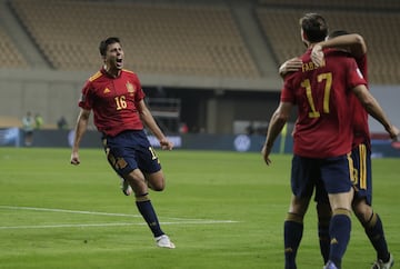 3-0. Rodrigo Hernández celebró el tercer gol.