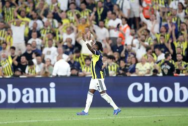 Durán marca, Mourinho respira y Fenerbahce clasifica en Champions