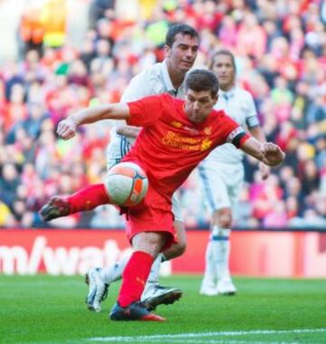 Gerrard makes it 4-0