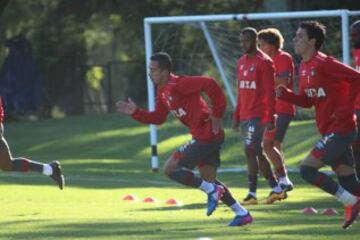 Paranaense hace su última práctica antes de enfrentar a Millonarios