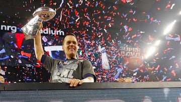 HOUSTON, TX - FEBRUARY 05: Tom Brady #12 of the New England Patriots celebrates after the Patriots celebrates after the Patriots defeat the Atlanta Falcons 34-28 during Super Bowl 51 at NRG Stadium on February 5, 2017 in Houston, Texas. (Photo by Kevin C. Cox/Getty Images)