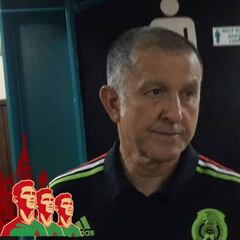 ¡Juan Carlos Osorio se rapó tras apuesta con los jugadores!