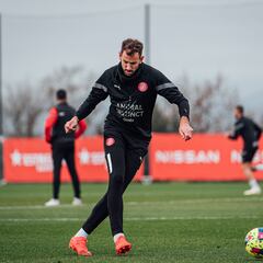 Stuani y ‘Taty’ Castellanos inician la carrera por el pichichi