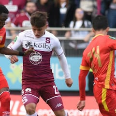 Jugadores y árbitros de Costa Rica piden suspender la liga