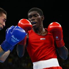 Yuberjen certifica medalla de plata para Colombia en boxeo