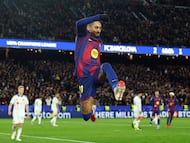 Barcelona beat their Danish opponents to seal their spot in the next round.