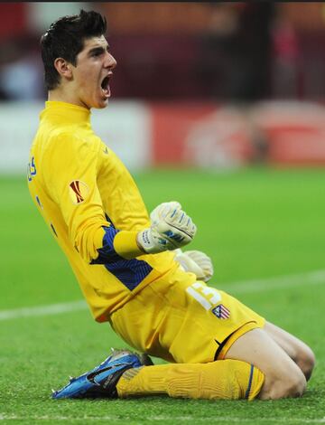 Thibaut Courtois becomes the latest player to cross the divide and is expected to make his derby debut for Madrid on Saturday after spending three years on loan at Atlético from Chelsea.